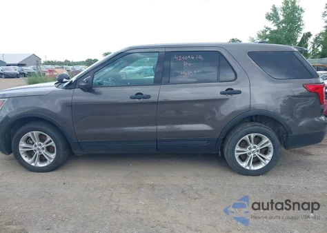 2017 Ford Police Interceptor из США, поврежденный, VIN 1FM5K8AR5HGC26853